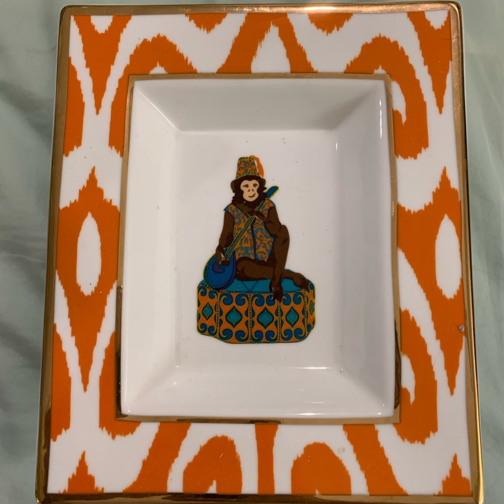 C Wonder monkey tray (discontinued)